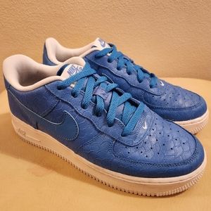 Nike Air Force 1 LV8 - youth
